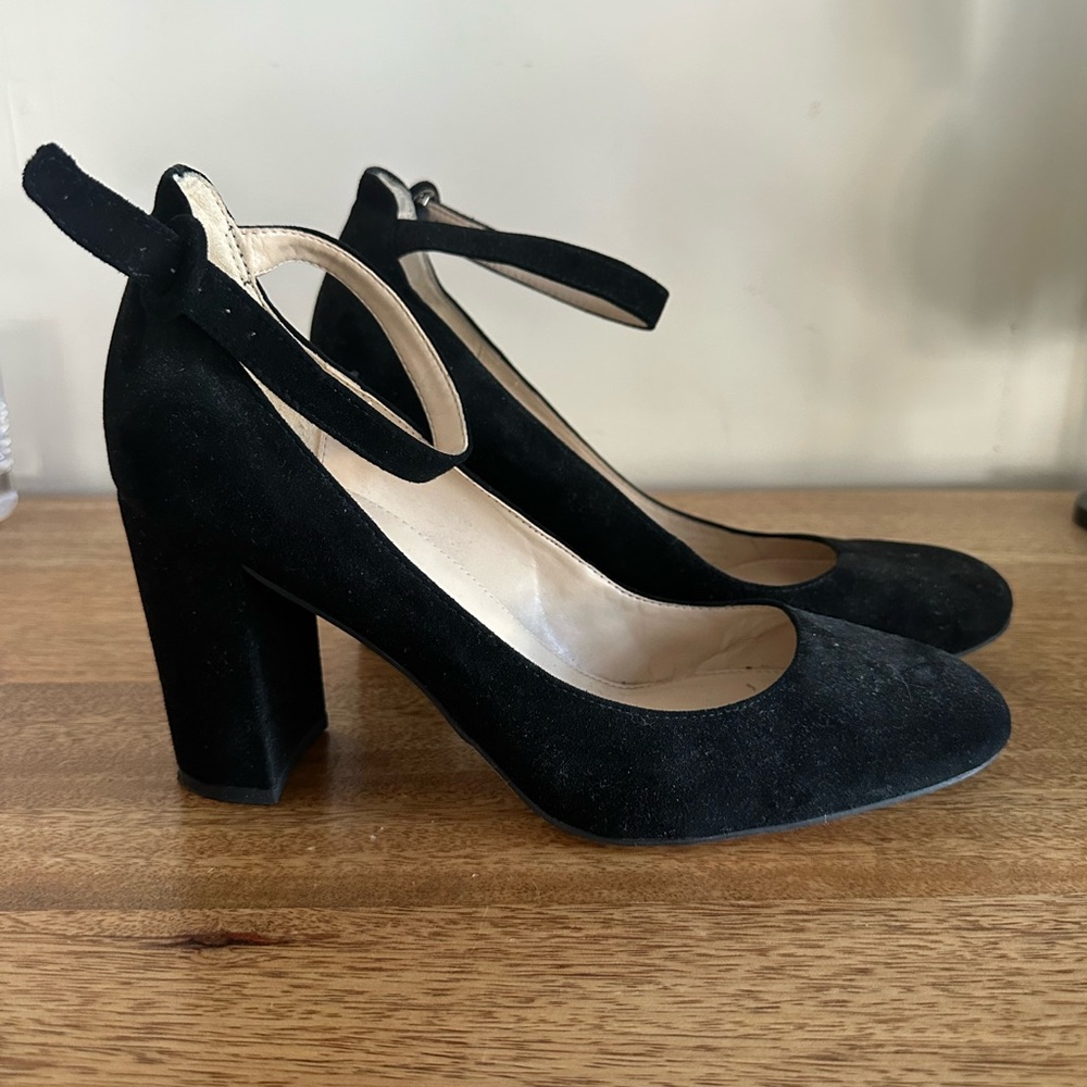 Marc Fisher Mary Jane Heels